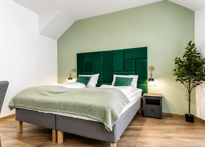 8-min Walk To Westbahnhof - King With Washer Viena